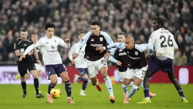 Rogers stars yayin da Villa ta lallasa Man Utd don haɓaka fafatawar da take yi