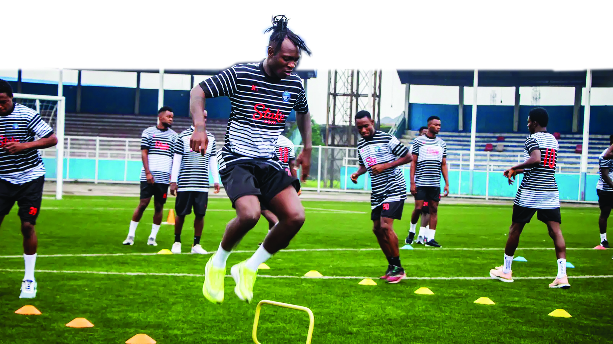 NPFL: Ezekiel ya bukaci hakuri yayin da Enyimba ke hari mai karfi na biyu