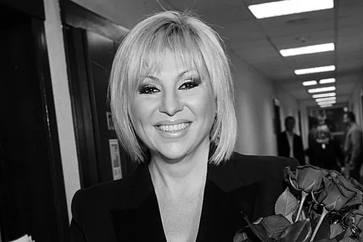 Periodista Manukyan: Legkostupova pidió al presidente que la dejara trabajar por el bien del país