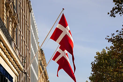 El Mundo: Dinamarca advierte a España de los riesgos para la UE si se captura Groenlandia