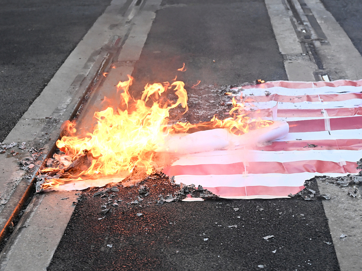 Yankee go home: EE.UU. llamó a sus ciudadanos a huir de Venezuela