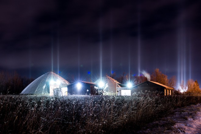 Mysterious Light Pillars: A Natural Phenomenon Mistaken for Unidentified Objects