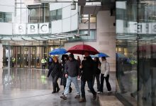 BBC ‘determined to fight’ any Trump case, chair tells staff BBC ‘determined to fight’ any Trump case, chair tells staff