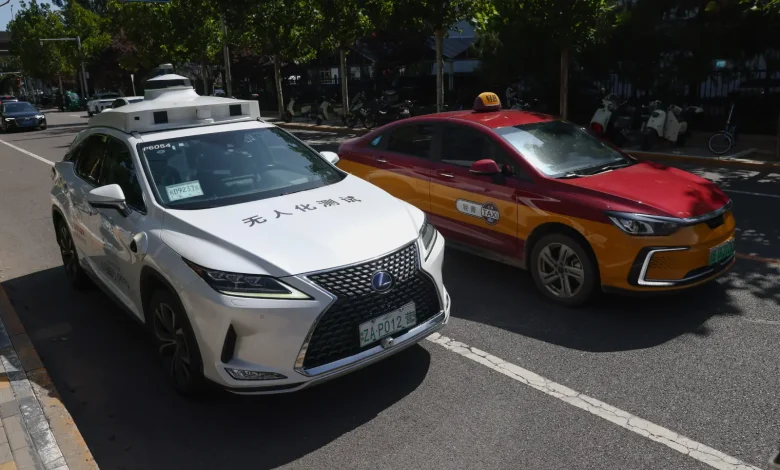 China’s robotaxi firms sink on Hong Kong debut China’s robotaxi firms sink on Hong Kong debut