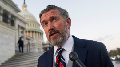 Conservative influencers defend Trump as House prepares to vote on releasing Epstein files Conservative influencers defend Trump as House prepares to vote on releasing Epstein files