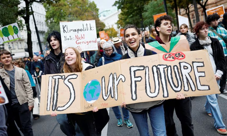 EU agrees weakened climate target in final-hour deal for COP30