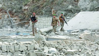 Israeli forces fire on UN peacekeepers in southern Lebanon