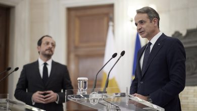 Mitsotakis: We support efforts to reunify Cyprus Mitsotakis: We support efforts to reunify Cyprus