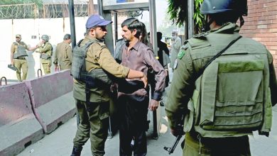 Pakistan tightens Islamabad security after deadly blast Pakistan tightens Islamabad security after deadly blast