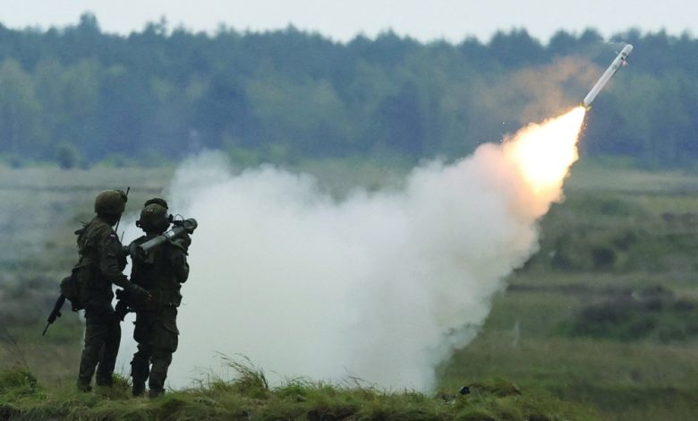 Poland seeks to train 500,000 volunteers to reinforce defence Poland seeks to train 500,000 volunteers to reinforce defence