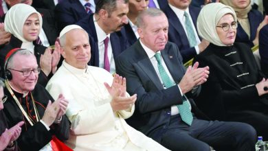 Pope warns of conflicts endangering humanity on first overseas trip to Türkiye Pope warns of conflicts endangering humanity on first overseas trip to Türkiye