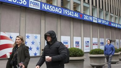 S&P 500, Nasdaq futures slip as valuation concerns linger S&P 500, Nasdaq futures slip as valuation concerns linger