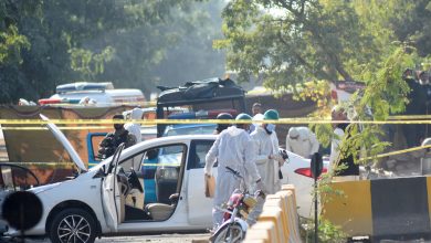 Suicide bomber kills 12 outside court in Pakistan capital Suicide bomber kills 12 outside court in Pakistan capital