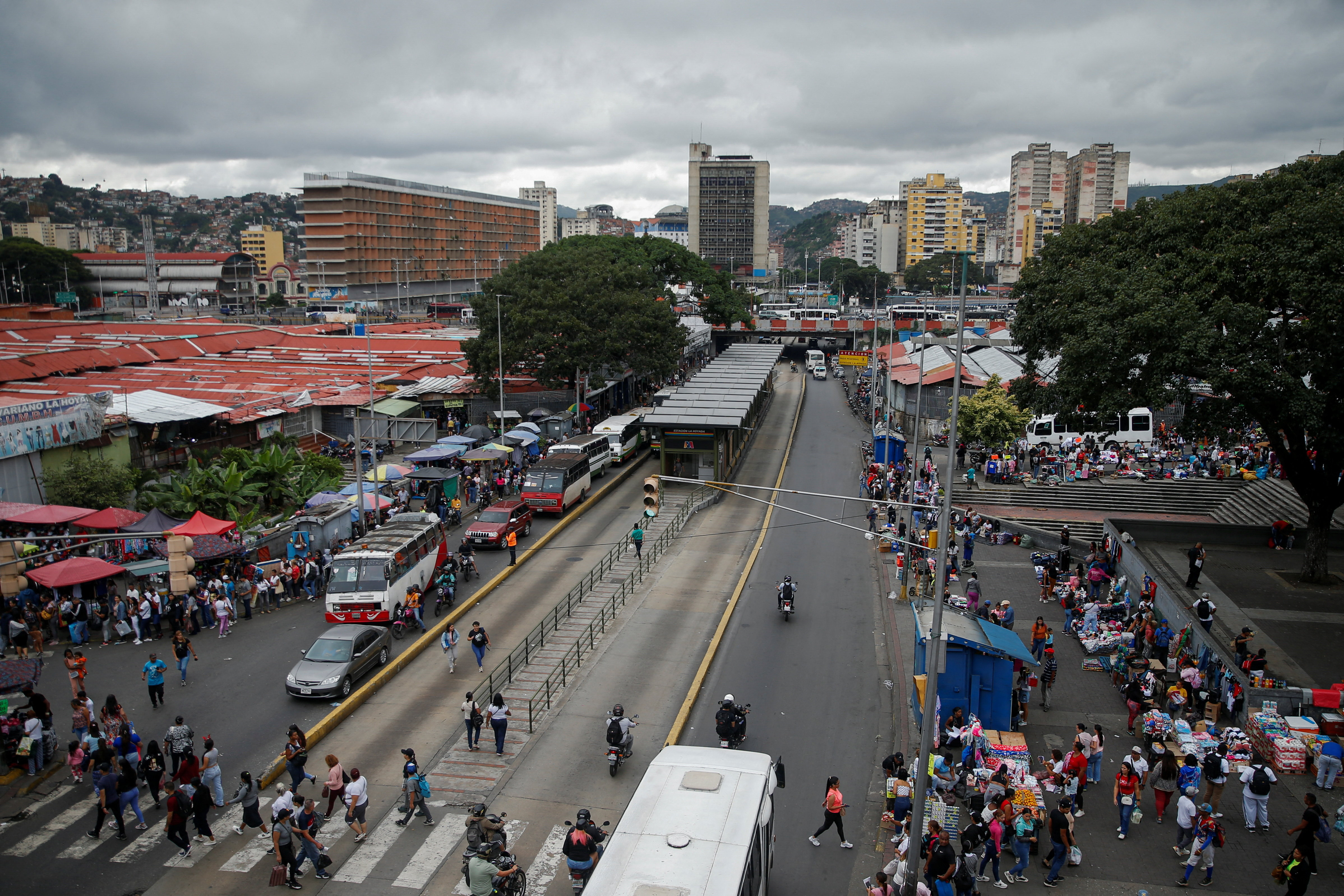 Trump says Venezuelan airspace should be considered closed Trump says Venezuelan airspace should be considered closed