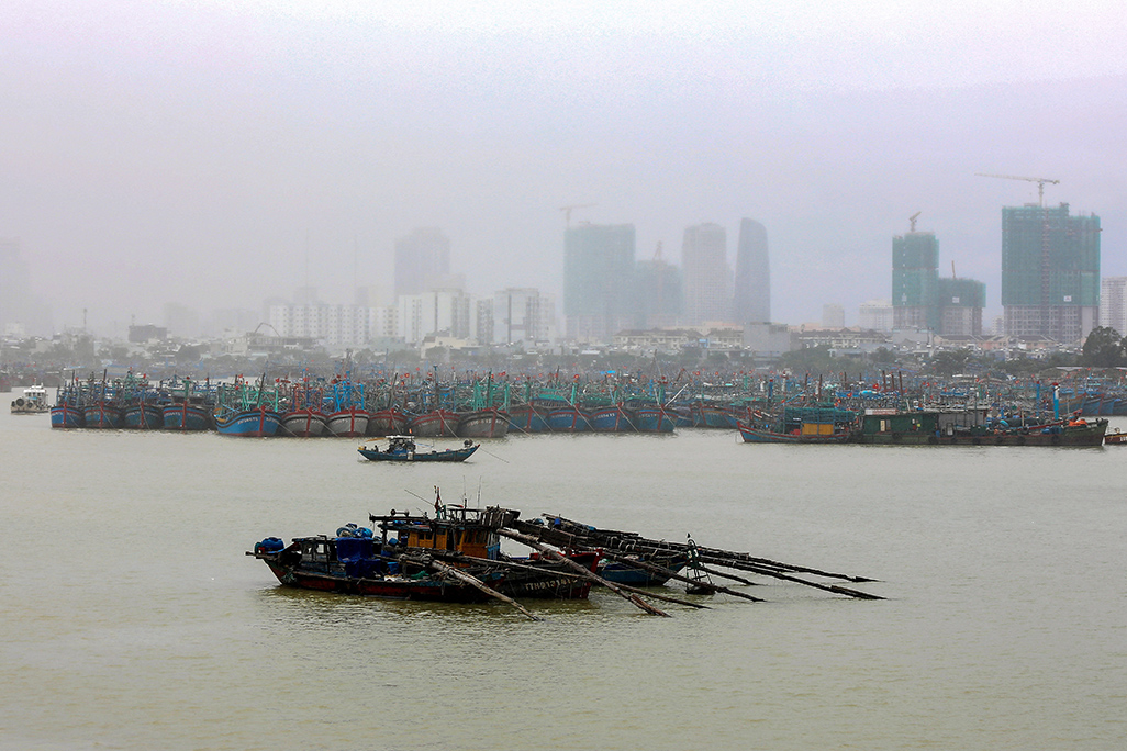 Typhoon Kalmaegi hits Vietnam after killing 114 in Philippines Typhoon Kalmaegi hits Vietnam after killing 114 in Philippines