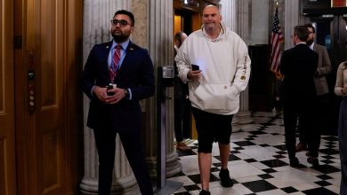 US Senate passes bill to end government shutdown, sends to House US Senate passes bill to end government shutdown, sends to House