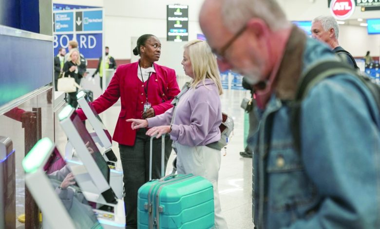 US shutdown sends airlines scrambling as travel chaos looms US shutdown sends airlines scrambling as travel chaos looms