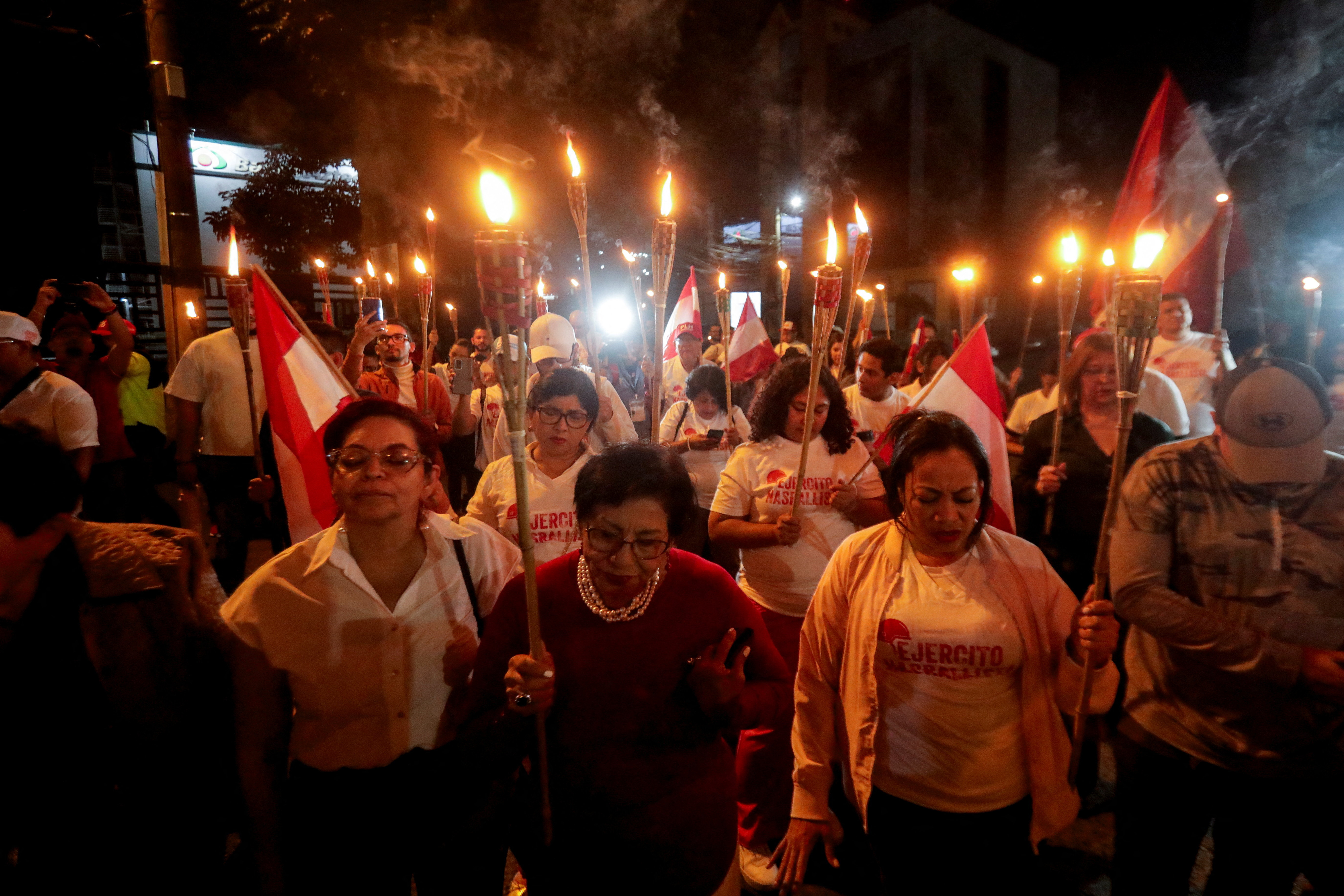 Centrist Nasralla takes slim lead in Honduran presidential election, as Trump alleges fraud Centrist Nasralla takes slim lead in Honduran presidential election, as Trump alleges fraud