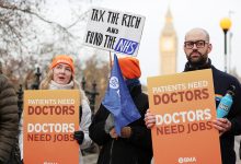 Doctors in England start five-day walkout during flu surge Doctors in England start five-day walkout during flu surge