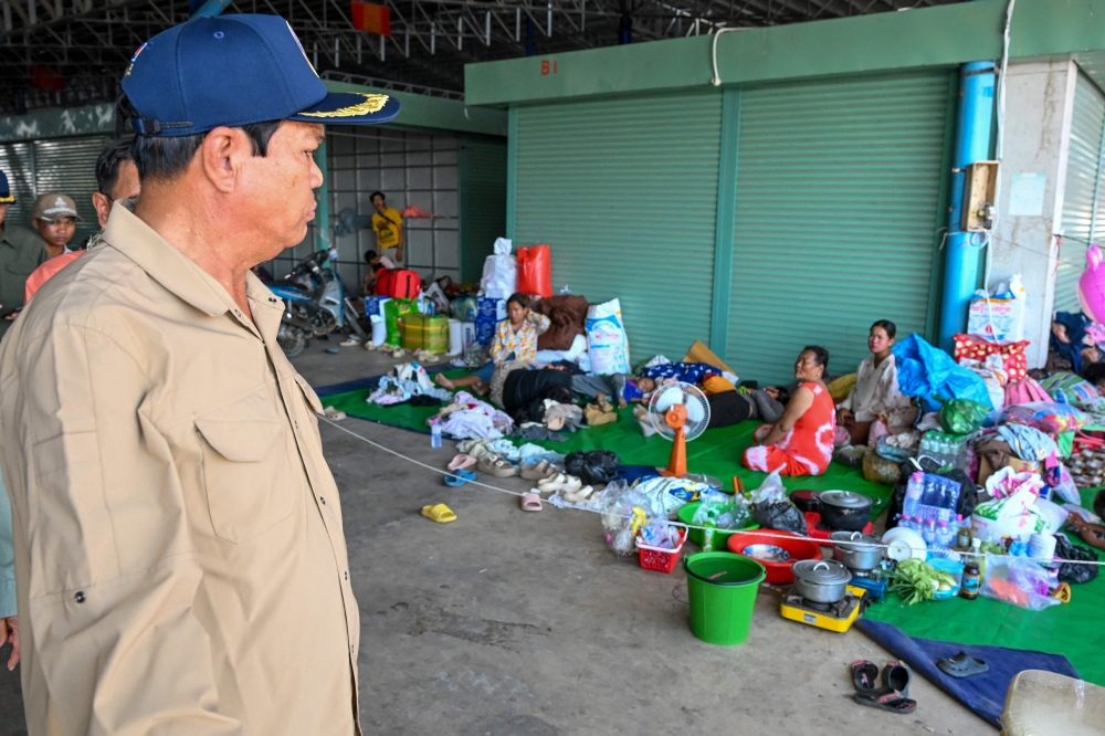 Fighting between Thailand and Cambodia continues Fighting between Thailand and Cambodia continues