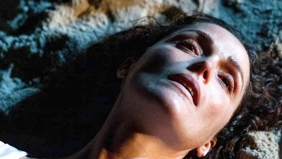 If I Had Legs I’d Kick You review: Rose Byrne delivers a tremendous performance as a mother in crisis