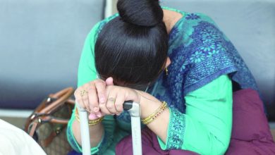 India caps airfaresas crisis persists India caps airfaresas crisis persists