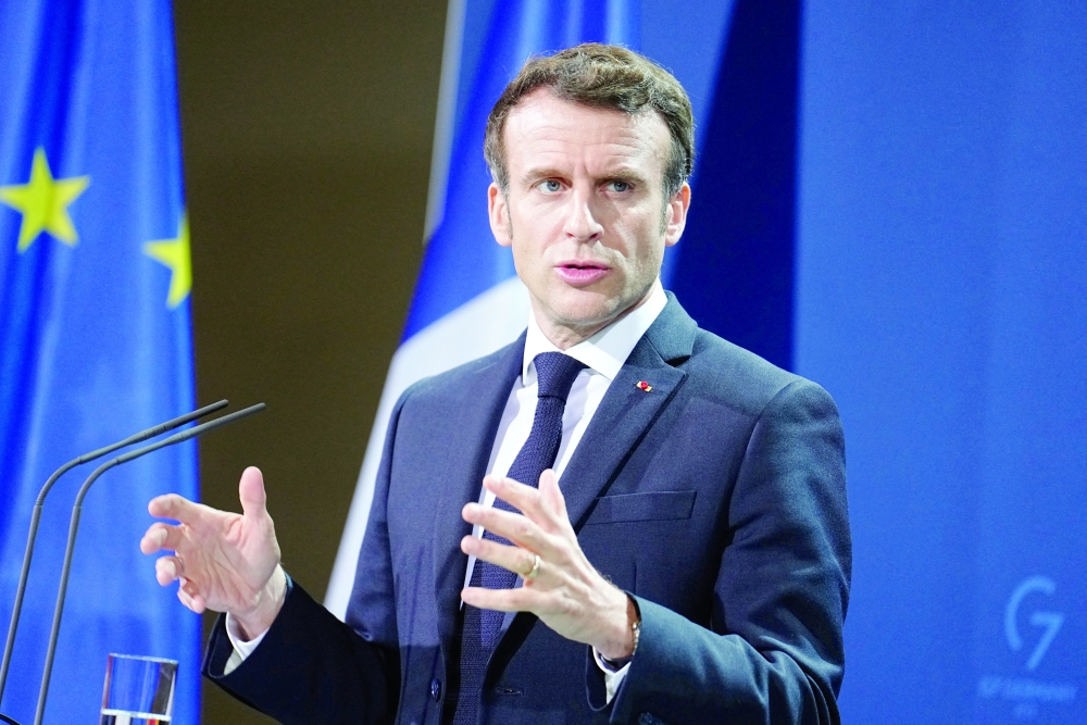 Macron vows stronger cooperation with Nigeria Macron vows stronger cooperation with Nigeria
