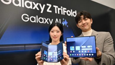 Samsung unveils first triple-folding phone