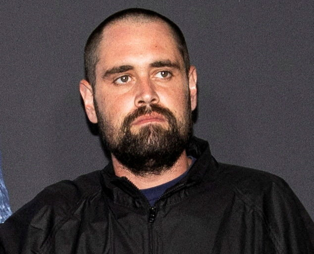 Son of filmmaker Rob Reiner jailed on suspicion of murdering parents Son of filmmaker Rob Reiner jailed on suspicion of murdering parents