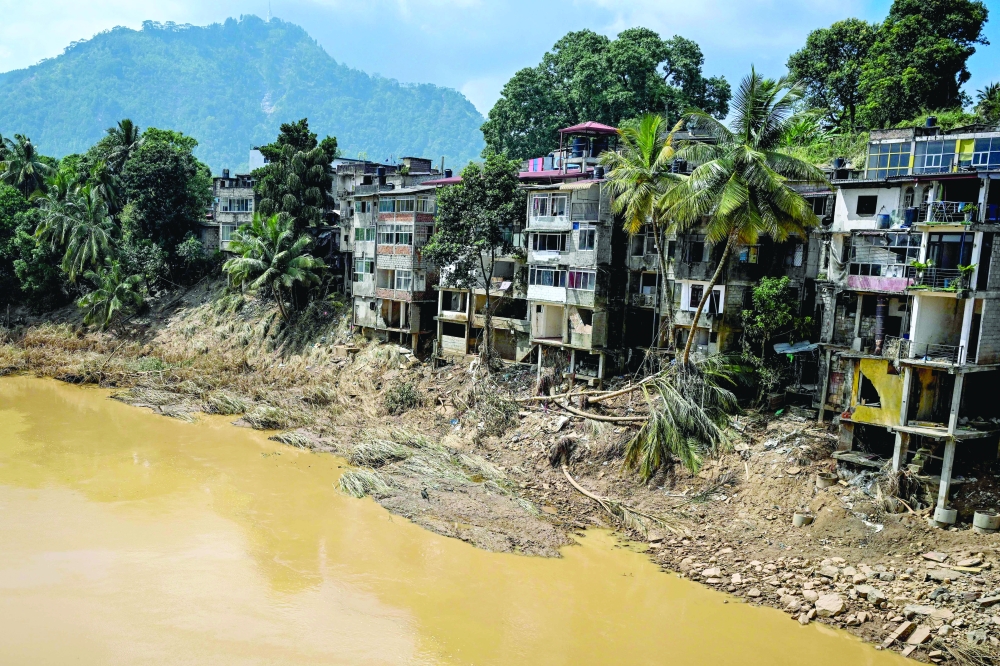 Sri Lanka unveils cyclone aid plan Sri Lanka unveils cyclone aid plan