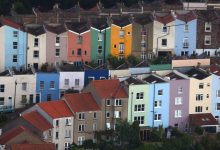 UK house price growth slows to weakest rate since March UK house price growth slows to weakest rate since March