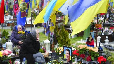 Ukraine peace deal nears as Moscow demands changes