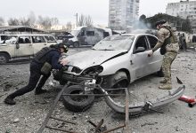 Ukraine peace talks stretch into second day at start of pivotal week for Europe Ukraine peace talks stretch into second day at start of pivotal week for Europe