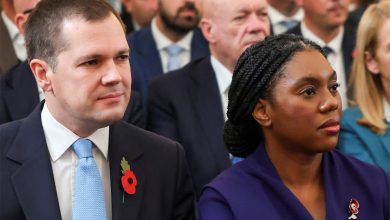 Badenoch sacks Conservative leadership rival Jenrick over defection plan