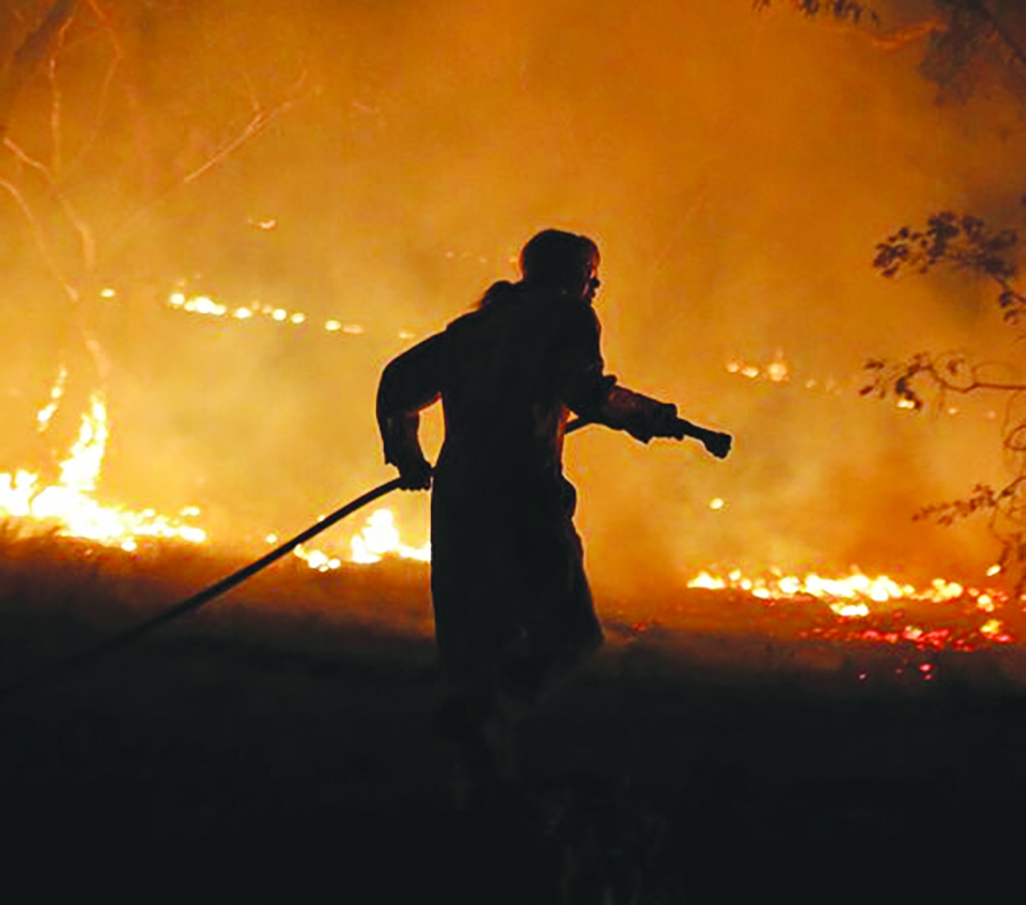 Bushfires rage in Australia’s southeast, authorities warn of ‘catastrophic’ conditions Bushfires rage in Australia’s southeast, authorities warn of ‘catastrophic’ conditions