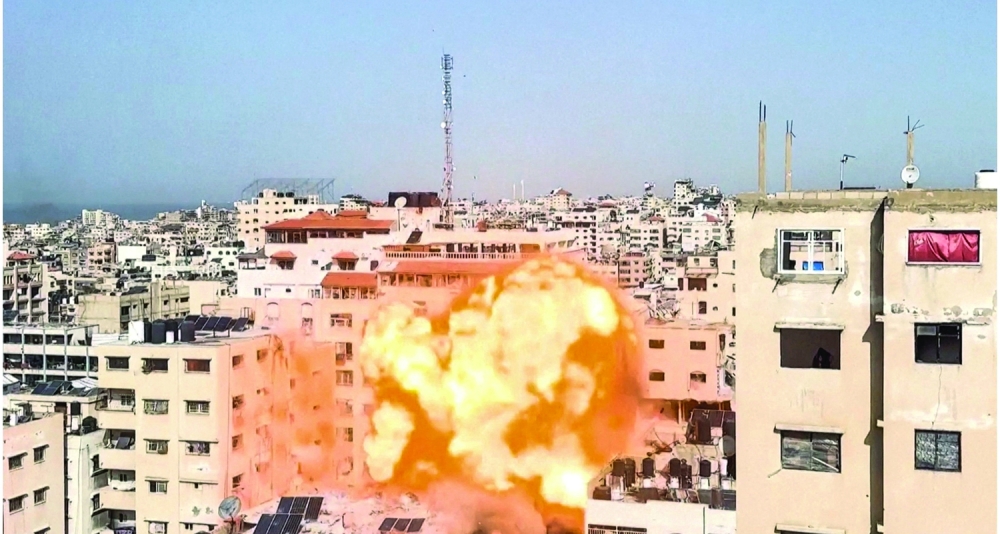 Gaza civil defence says Israeli strikes kill 28 Gaza civil defence says Israeli strikes kill 28