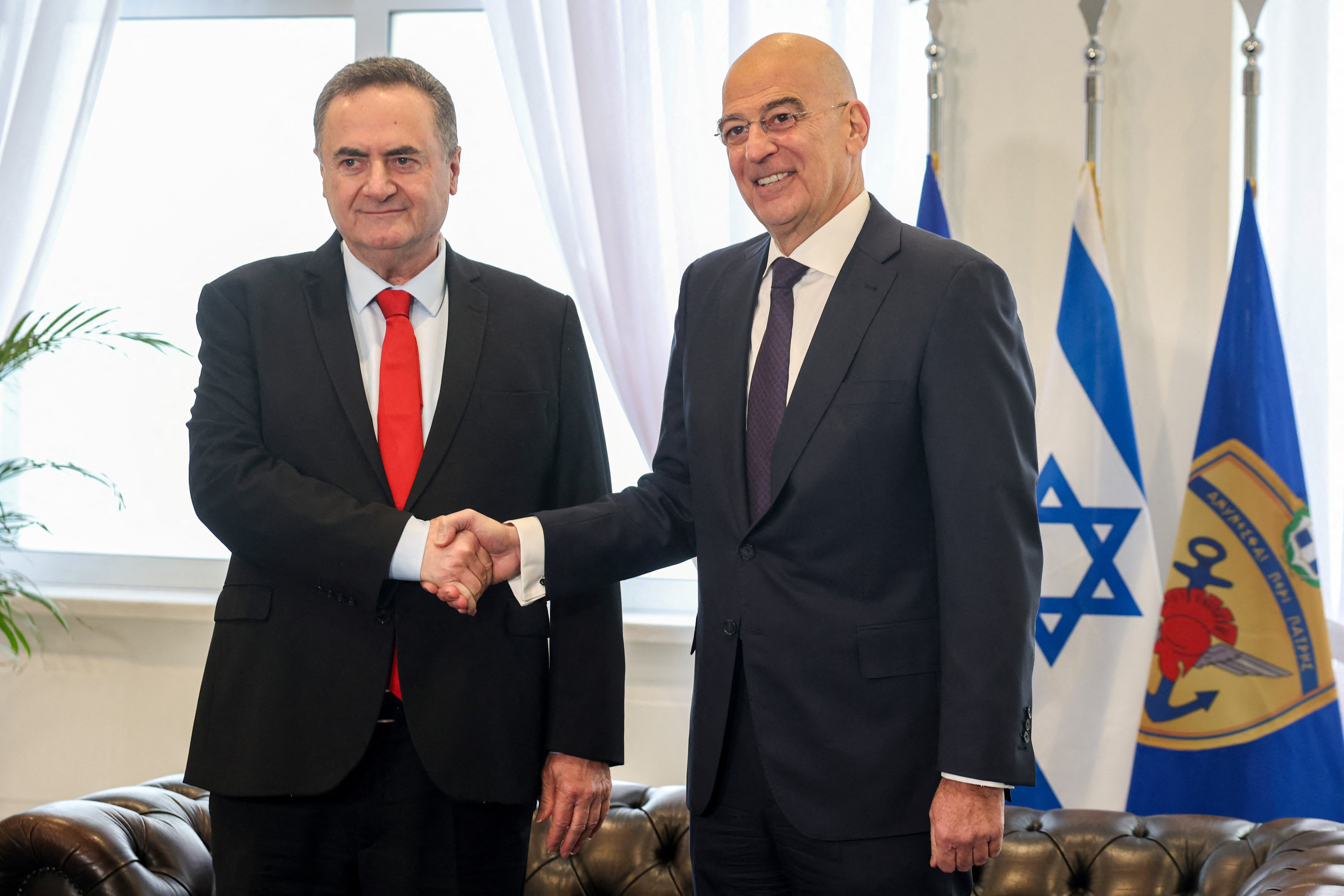 Greece, Israel to cooperate on anti-drone systems, cybersecurity, Greek minister says