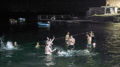 Greek court acquits aid workers of migrant-smuggling charges