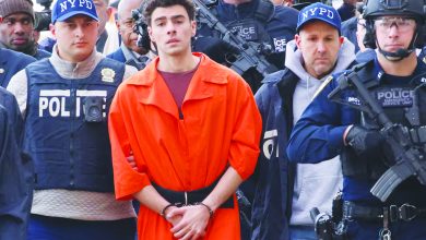 Man posed as FBI agent in bid to free Mangione Man posed as FBI agent in bid to free Mangione