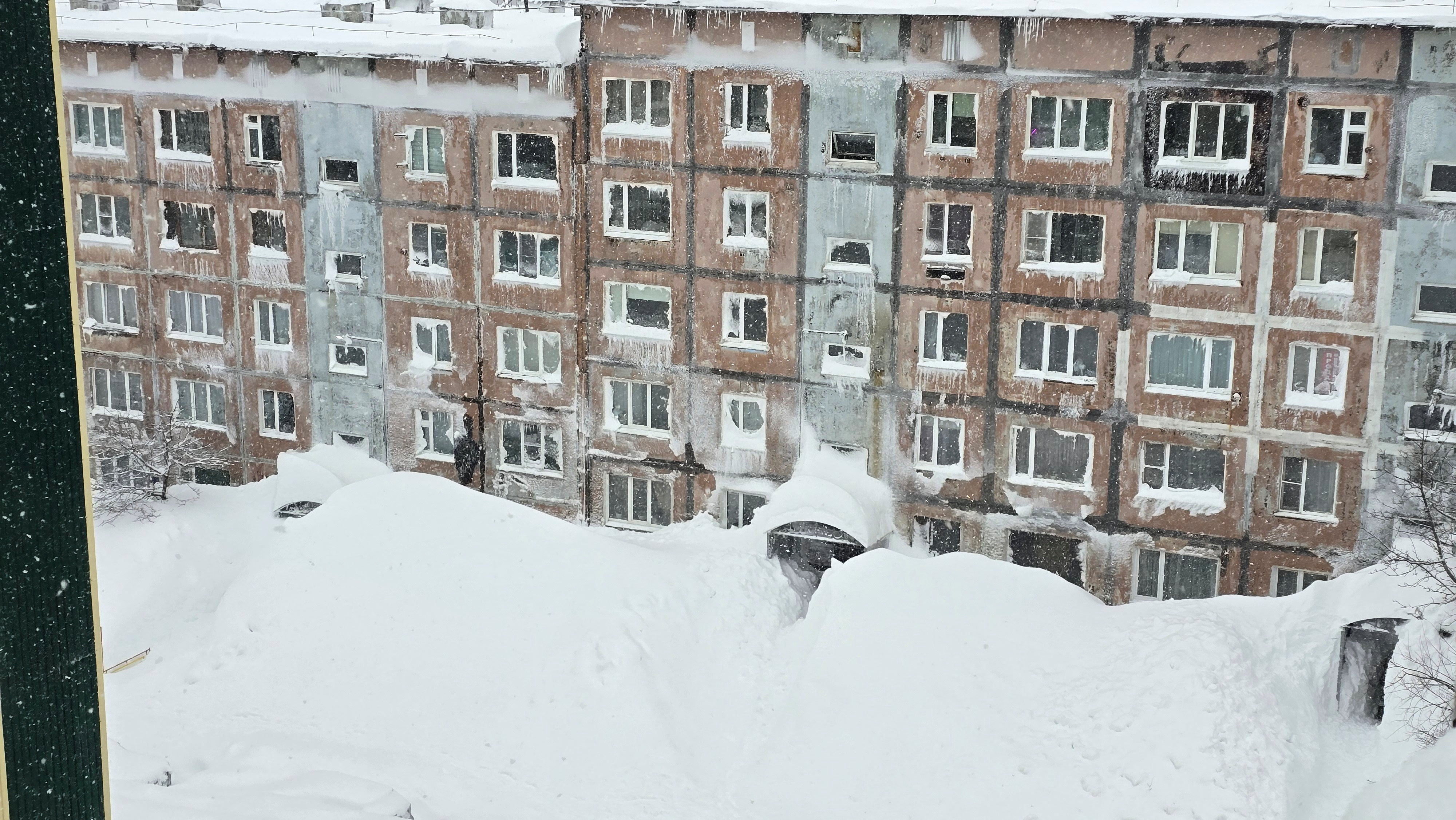 Russia’s Far East buried in snow, transport disrupted in China and Japan