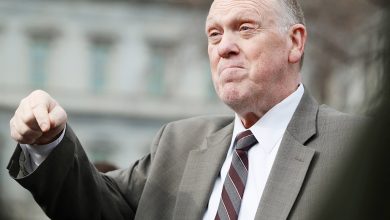 Trump shakes up Minneapolis immigration operation as White House seeks damage control