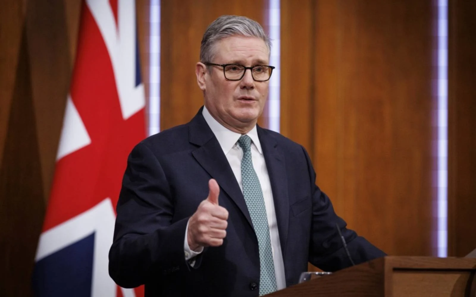 UK’s Starmer heads to China to repair ties as he navigates tensions with US UK’s Starmer heads to China to repair ties as he navigates tensions with US