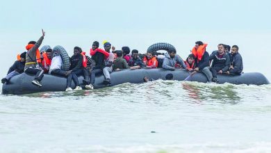 Afgańska nastolatka zaprzecza oskarżeniom Wielkiej Brytanii o narażanie życia na łodzi z migrantami