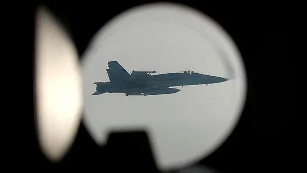 Samoloty wojskowe masowo przybywają do głównego węzła NATO, aby zaopatrywać ukraińskie siły zbrojne