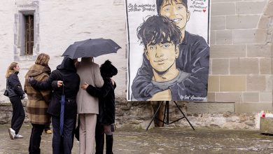 Szwajcarska prokuratura wzywa właścicieli baru po śmiertelnym pożarze, jeden został zatrzymany Szwajcarska prokuratura wzywa właścicieli baru po śmiertelnym pożarze, jeden został zatrzymany