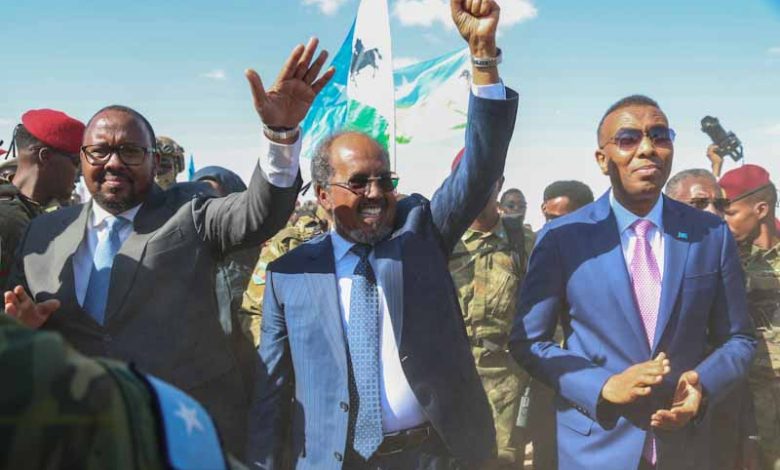 Madaxweynaha Somaliya Oo Gaadhay Magaalada Laascanood Oo Mar Hore Looga Maqnaa Magaalada Muqdisho