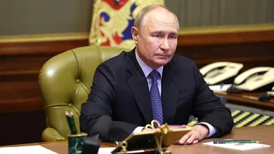 Putin oo la hadlaya safiirada shisheeye ee Kremlin-ka