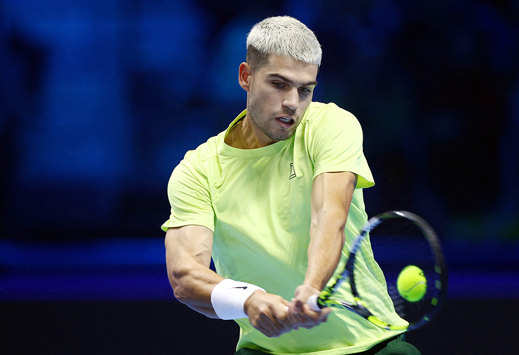 Alcaraz and Zverev off to winning starts at ATP Finals