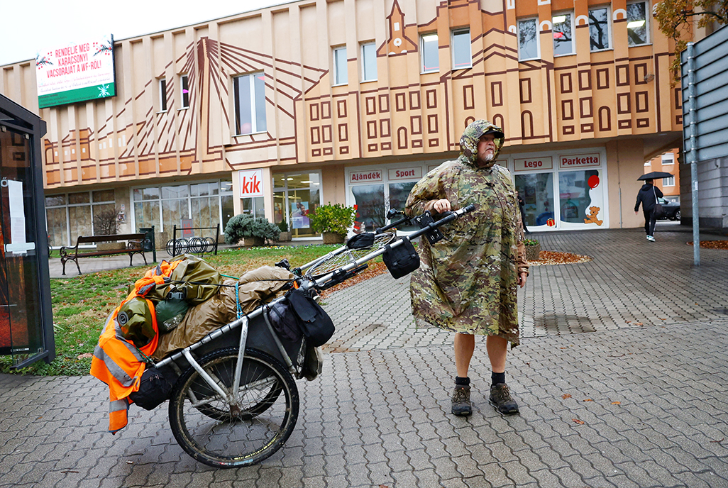 British globe trekker faces changed world on final leg of 27-year journey