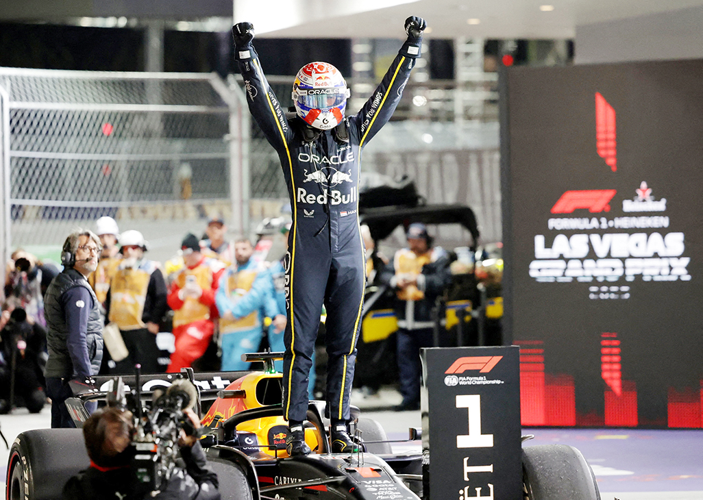 McLaren are right to let drivers race freely, says Verstappen McLaren are right to let drivers race freely, says Verstappen